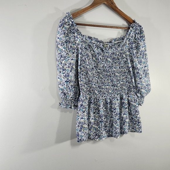 🌿Max studio size large smocked floral off shoulder - Picture 2 of 8